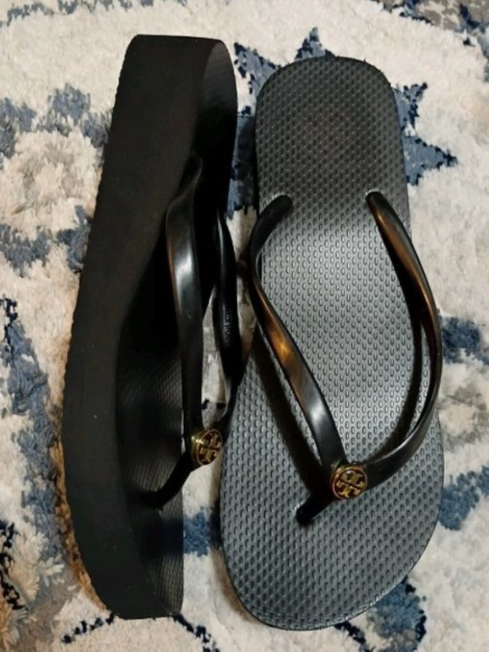Tory Burch Black Flip Flops Platform Wedge Size 7.5 Gold Color Logo